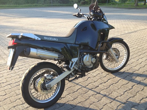 Suzuki DR 800 Big