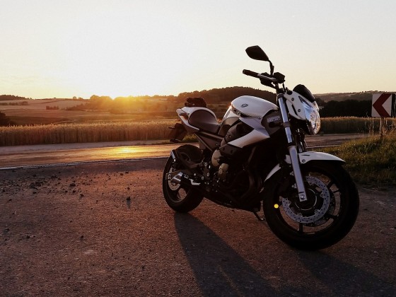 Sonnenuntergang + XJ6