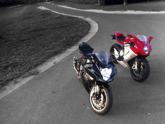 Meine GSX-R und die F3 meines besten Kumpels ;D