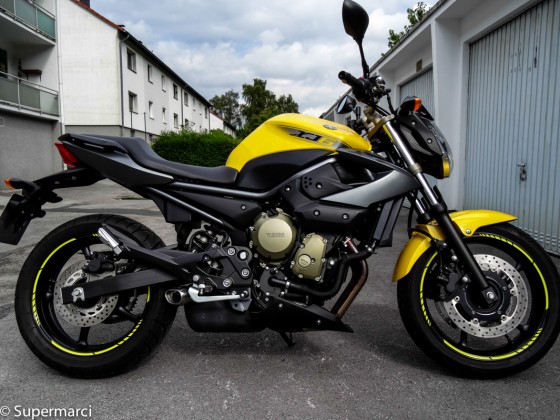 Yamaha XJ6 - 1